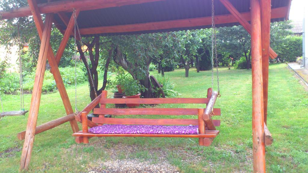 Becze Vanda kulcsosház Lăzarea Esterno foto