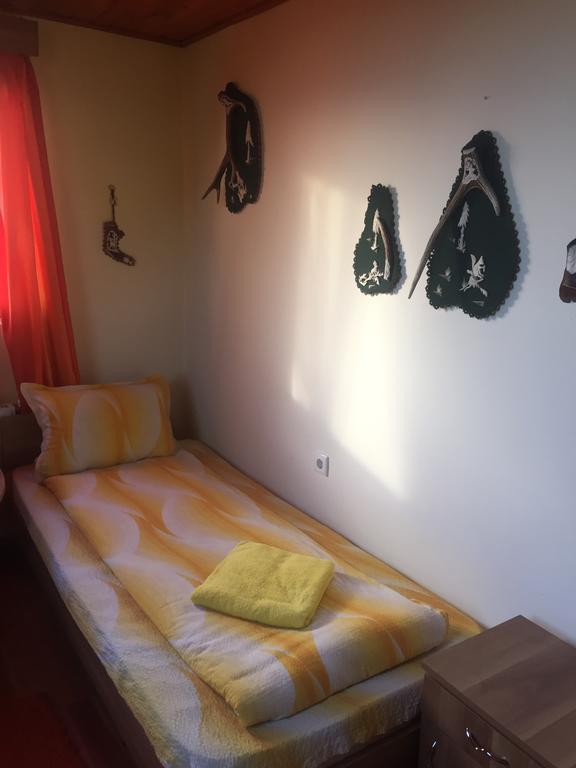Becze Vanda kulcsosház Lăzarea Esterno foto